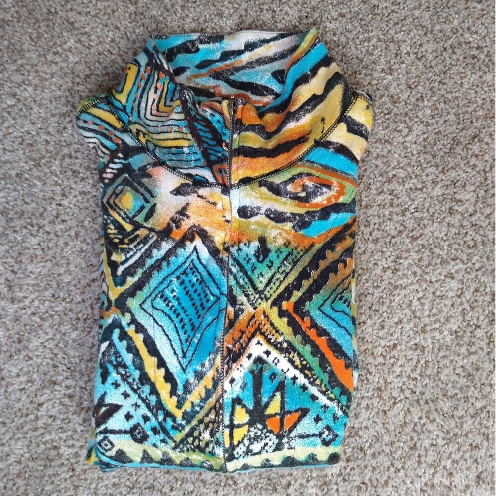 Chico's Distressed Aztec Smocked back Jacket Full front zip size XL (3) - Picture 8 of 11